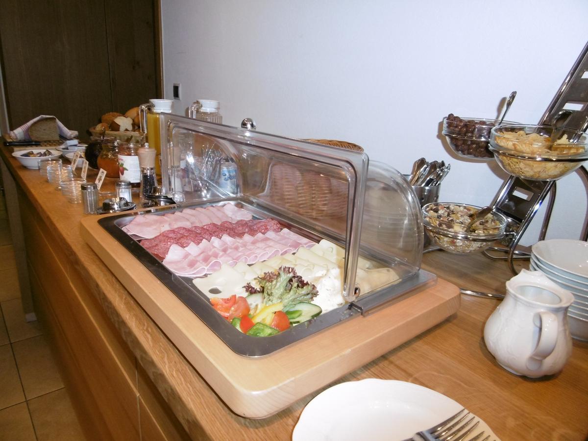 Gaestepension Zum Stern Buhlertann Luaran gambar